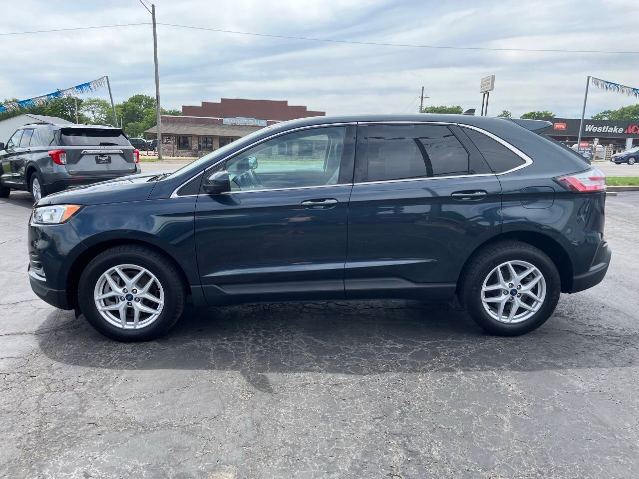 2022 Ford Edge SEL AWD 4dr Crossover