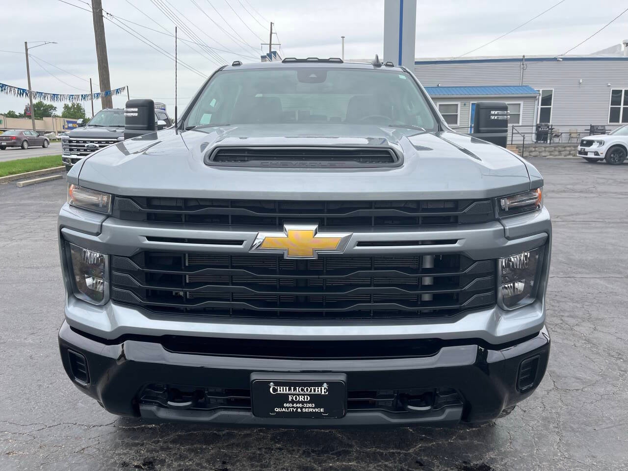 2024 Chevrolet Silverado 2500HD Custom 4x4 4dr Crew Cab SB